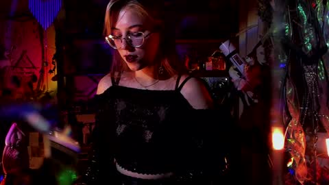 Goddess of two strapons  - Mr. long Don Mr. Pinky online show from 01-30-25, 08:10