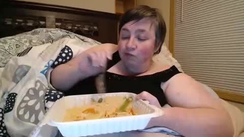 Annie online show from 02-26-26, 08:24