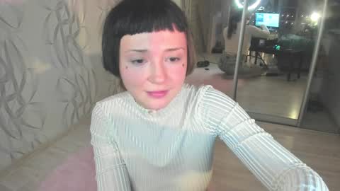 Snapshot of witches_curves chatting on 12-14-24, 07:46 Nemo online show from 12-14-24, 07:46