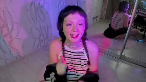 Snapshot of witches_curves chatting on 12-24-24, 06:50 Nemo online show from 12-24-24, 06:50