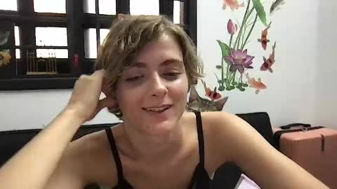 Snapshot of witches_curves chatting on 05-14-26, 10:44 Nemo online show from 05-14-26, 10:44
