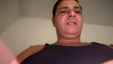 Snapshot of witebull83 chatting on 12-06-24, 09:32 Witebull online show from 12-06-24, 09:32
