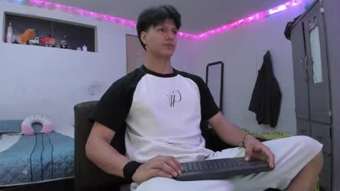 Ken online show from 04-14-26, 04:40