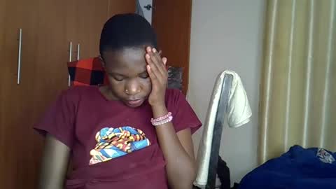 girlie o online show from 02-07-25, 04:24