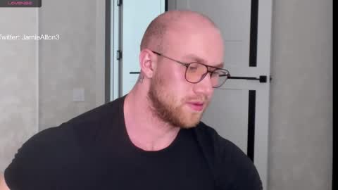 Wlademar online show from 10-27-25, 06:06