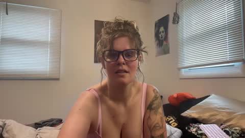 Moth online show from 02-06-25, 05:09