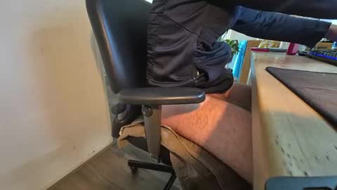 wnhz27 online show from 09-25-25, 09:13