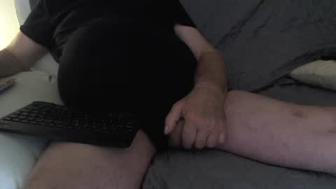 wobbel online show from 12-17-25, 07:09