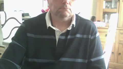 Snapshot of wobble444 chatting on 06-18-26, 10:09 wobble444 online show from 06-18-26, 10:09