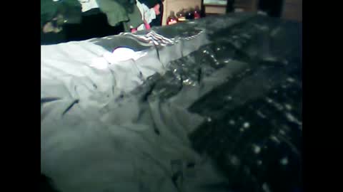 Snapshot of wolcol80 chatting on 01-05-25, 12:52 wolcol80 online show from 01-05-25, 12:52