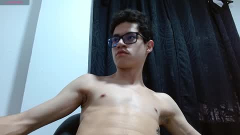  W O L F  online show from 11-12-25, 11:32