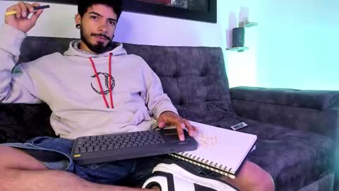 wolferatus online show from 10-21-25, 11:38