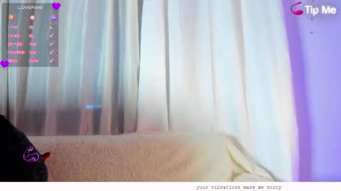 Snapshot of wolfkyng chatting on 05-15-26, 11:39 Andrew online show from 05-15-26, 11:39