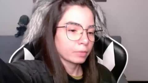 Alex online show from 11-19-25, 02:11