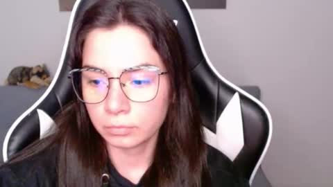 Alex online show from 04-22-26, 02:14