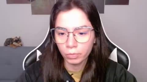 Alex online show from 05-31-26, 01:25