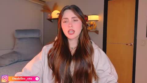   online show from 04-24-26, 02:58