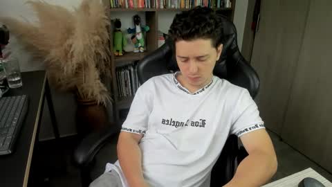 wolker_allan online show from 10-31-25, 01:45