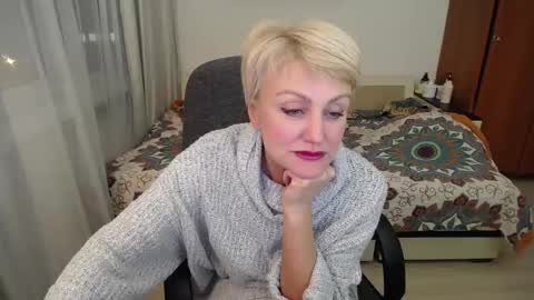 Snapshot of women_pleasures chatting on 02-03-25, 08:03 women_pleasures online show from 02-03-25, 08:03