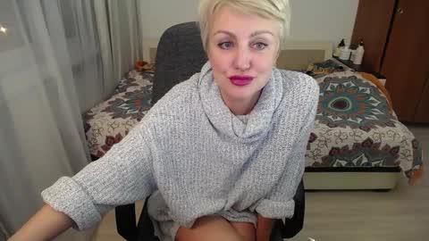 Snapshot of women_pleasures chatting on 02-03-25, 11:05 women_pleasures online show from 02-03-25, 11:05