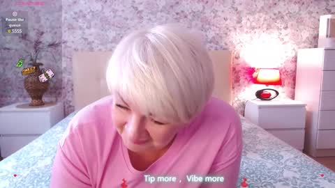 Snapshot of women_pleasures chatting on 03-05-25, 07:27 women_pleasures online show from 03-05-25, 07:27