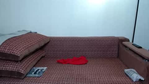 Snapshot of women_pleasures chatting on 09-25-25, 02:32 women_pleasures online show from 09-25-25, 02:32