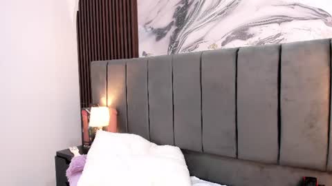 wonderkloe_ online show from 06-11-26, 12:32