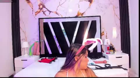 wonderkloe_ online show from 07-18-26, 08:12