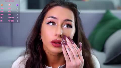 Snapshot of wonthityouback chatting on 02-16-26, 01:18 Maria online show from 02-16-26, 01:18