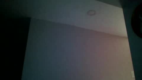 Snapshot of woodeee77 chatting on 10-31-25, 07:04 woodeee77 online show from 10-31-25, 07:04