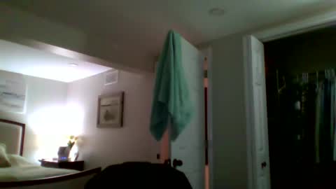 woodeee77 online show from 02-15-26, 12:51