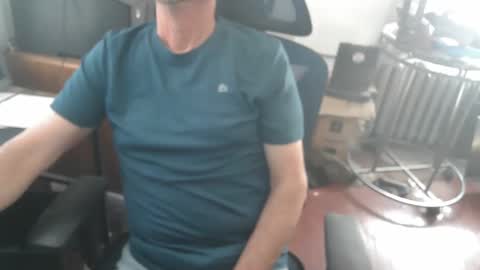 woodworker6473 online show from 04-09-26, 01:49