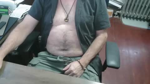 Snapshot of woodworker6473 chatting on 07-30-26, 10:20 woodworker6473 online show from 07-30-26, 10:20