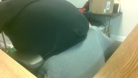 Snapshot of workfun82 chatting on 01-09-25, 05:43 workfun82 online show from 01-09-25, 05:43