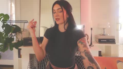 Brielle online show from 01-16-25, 11:06