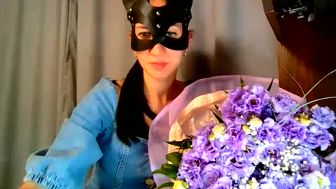 wow_dream_girl_ online show from 09-11-25, 05:13