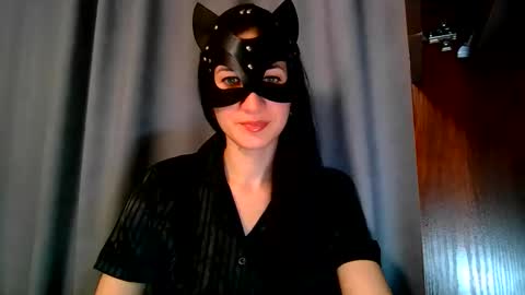 wow_dream_girl_ online show from 11-24-25, 06:18