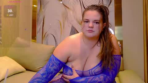 Snapshot of wow_its_kaitlyn chatting on 04-23-26, 11:31 Kaitlyn xx online show from 04-23-26, 11:31