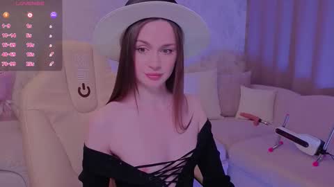 Kate online show from 11-08-25, 04:01