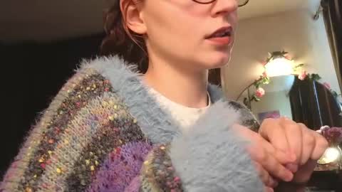 Snapshot of wow_luvng chatting on 05-26-26, 02:57 Rebecy online show from 05-26-26, 02:57