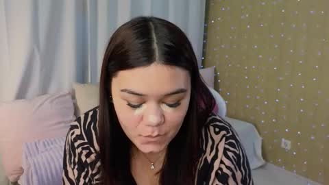 Snapshot of wow_monika chatting on 09-19-25, 07:21 Monica online show from 09-19-25, 07:21