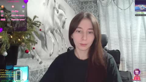 Snapshot of wow_porno_ chatting on 12-17-24, 12:11 Anna  online show from 12-17-24, 12:11