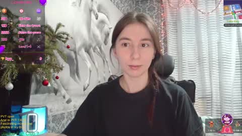 Snapshot of wow_porno_ chatting on 12-18-24, 02:28 Anna  online show from 12-18-24, 02:28
