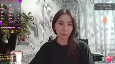Snapshot of wow_porno_ chatting on 12-19-24, 02:24 Anna  online show from 12-19-24, 02:24