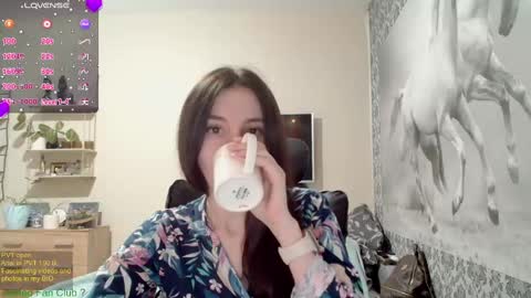Snapshot of wow_porno_ chatting on 01-30-25, 12:06 Anna  online show from 01-30-25, 12:06