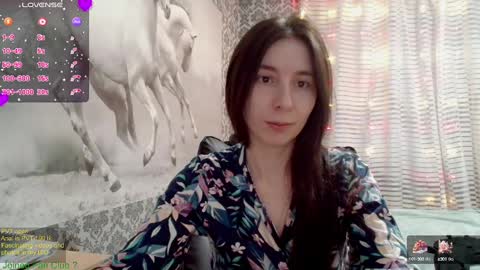 Snapshot of wow_porno_ chatting on 02-10-25, 01:11 Anna  online show from 02-10-25, 01:11