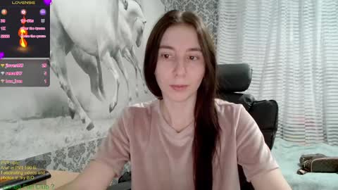 Snapshot of wow_porno_ chatting on 02-18-25, 03:43 Anna  online show from 02-18-25, 03:43