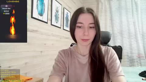 Snapshot of wow_porno_ chatting on 03-06-25, 02:08 Anna  online show from 03-06-25, 02:08