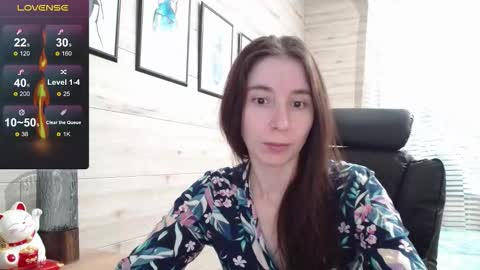 Snapshot of wow_porno_ chatting on 09-18-25, 07:54 Anna  online show from 09-18-25, 07:54