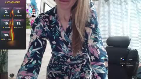 Anna  online show from 11-19-25, 12:05